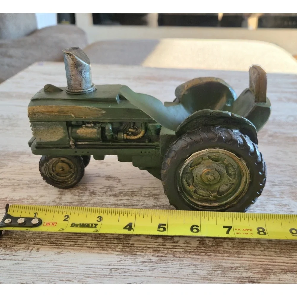 Chesapeake Bay Farm Tractor Wine Bottle Holder Green Resin Vintage Style 64281